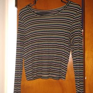 Long sleeved crop top